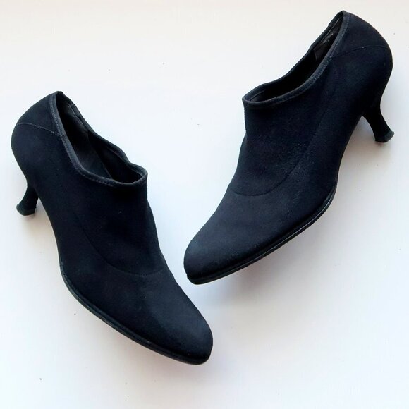 Stuart Weitzman Black Suede Leather Kitten Heel Almond Toe Ankle Boots Booties 6 - Picture 2 of 16